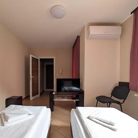 Poli 2* Blagoevgrad